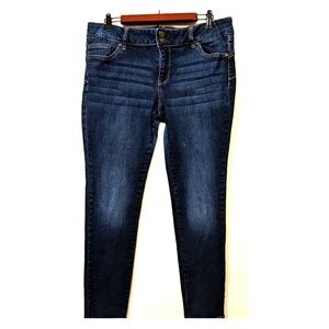 Levi's Classic Mid Rise Skinny Jeans